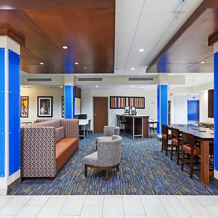 Holiday Inn Express & Suites Tulsa South - Woodland Hills By Ihg Exterior photo