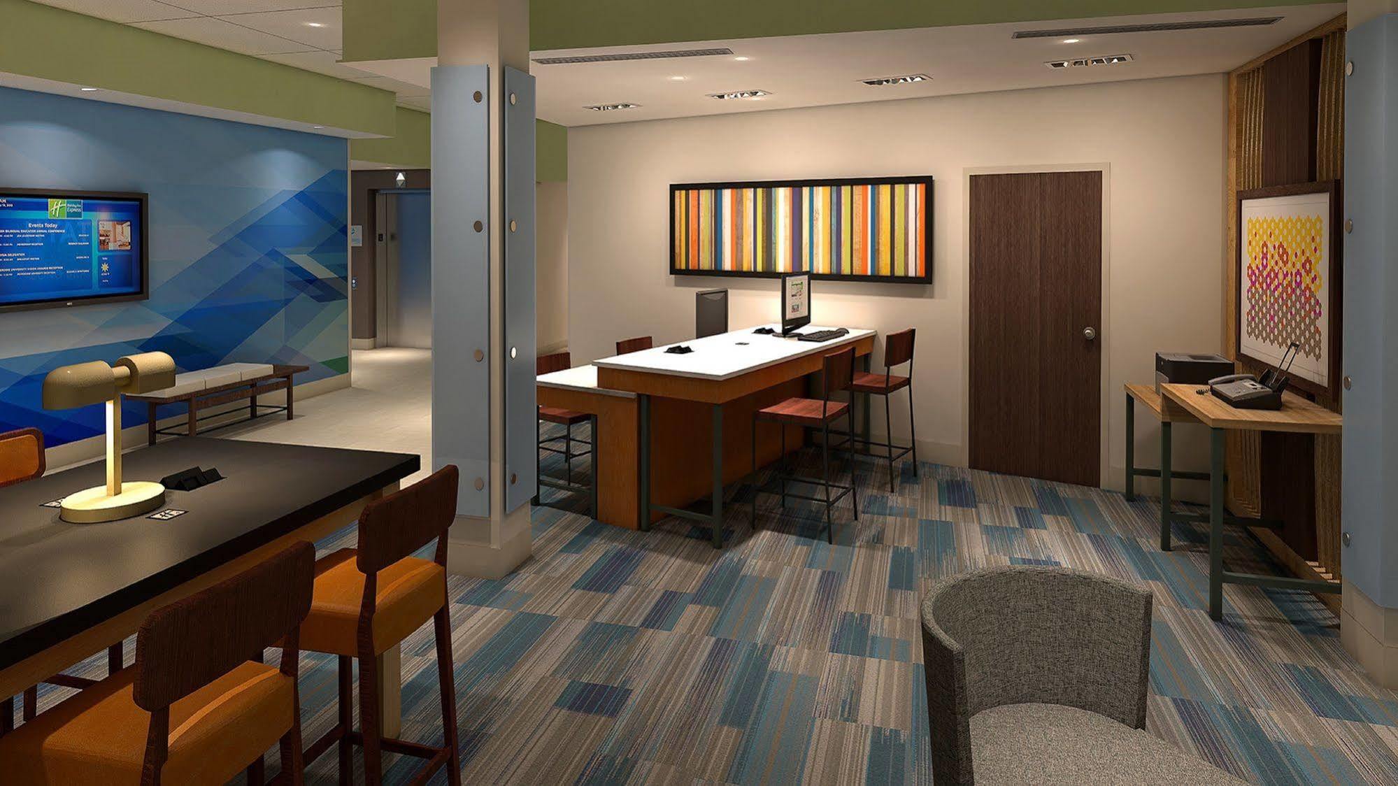 Holiday Inn Express & Suites Tulsa South - Woodland Hills By Ihg Exterior photo