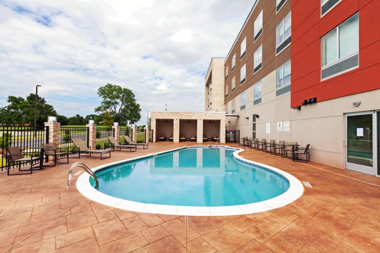 Holiday Inn Express & Suites Tulsa South - Woodland Hills By Ihg Exterior photo
