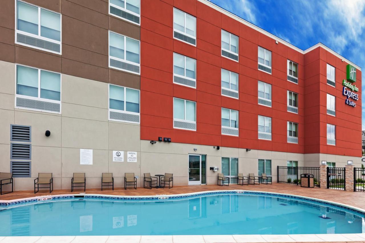 Holiday Inn Express & Suites Tulsa South - Woodland Hills By Ihg Exterior photo